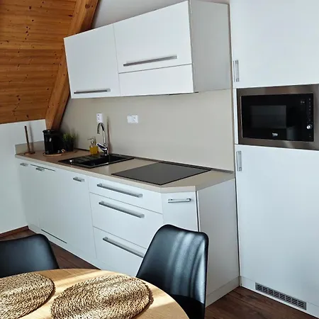Apartman Niki Apollon Resort Lednice Buitenkant foto